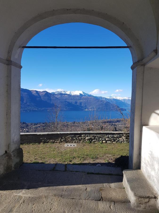 B&B Il Gatto Nero Castelveccana Экстерьер фото