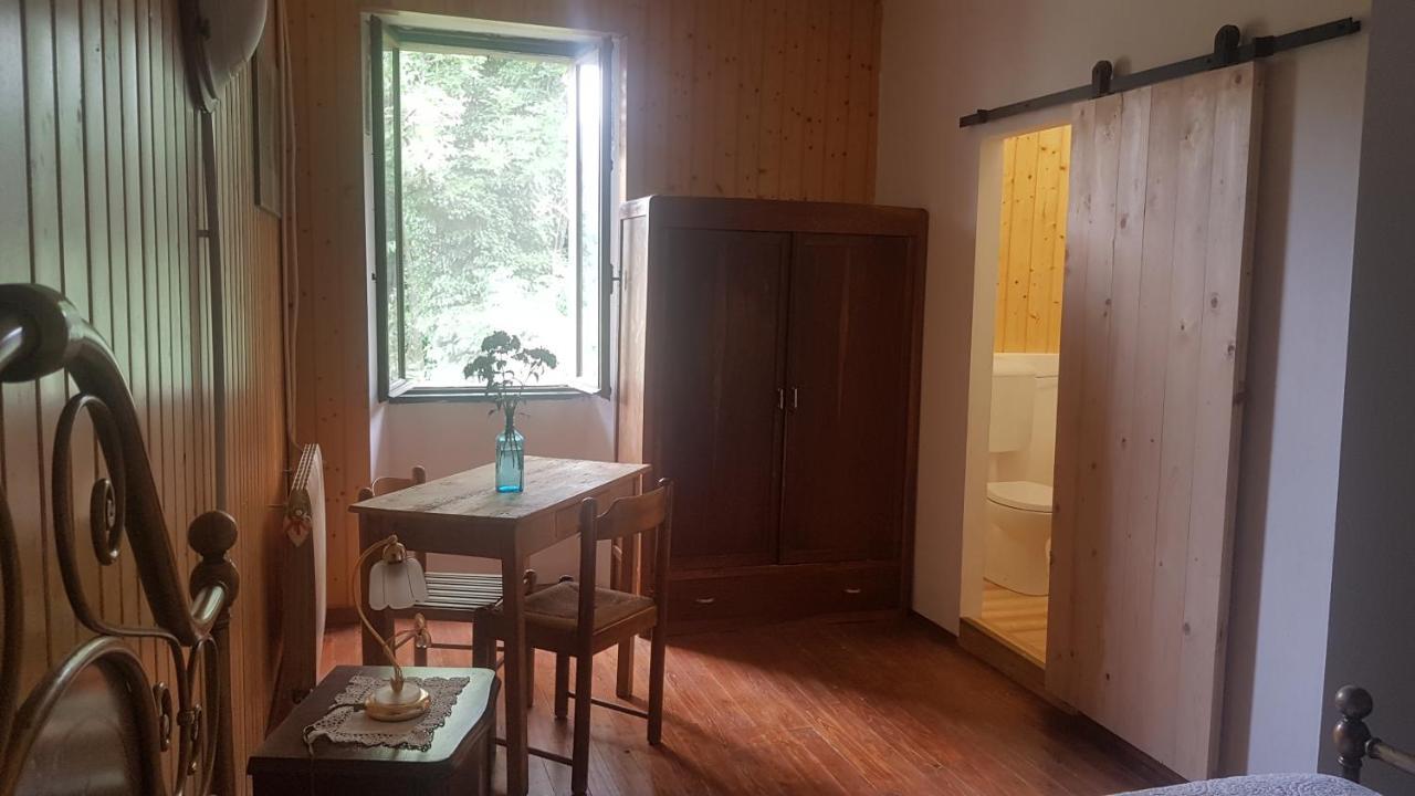 B&B Il Gatto Nero Castelveccana Экстерьер фото