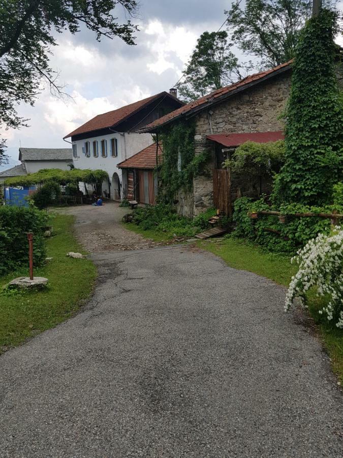 B&B Il Gatto Nero Castelveccana Экстерьер фото
